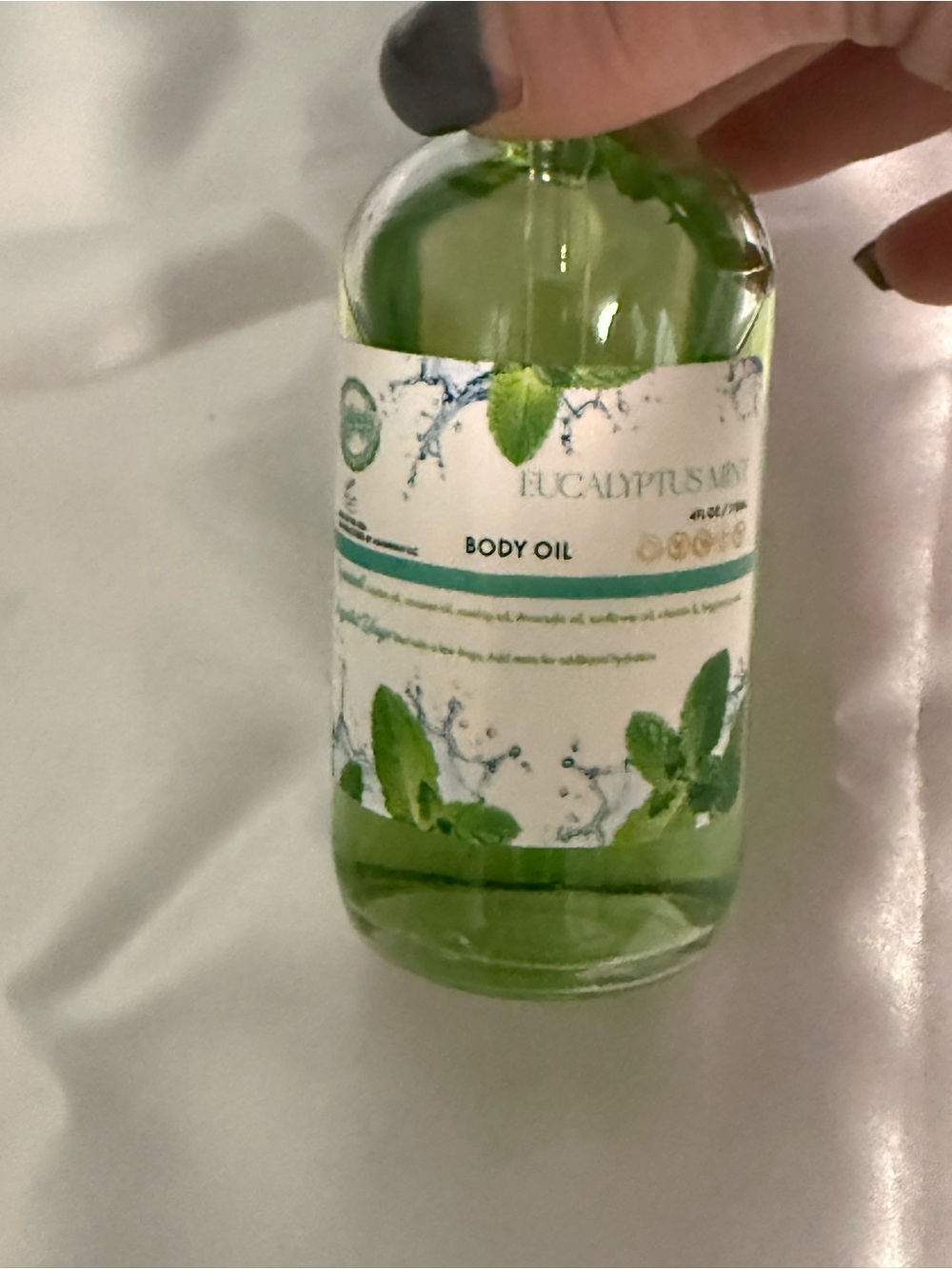 Aminnah Bundle includes “eucalyptus mint” body oil & whipped foaming soap! - Picture 5 of 6